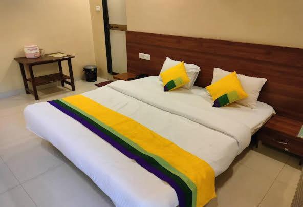 Hotel President House Matheran Dış mekan fotoğraf