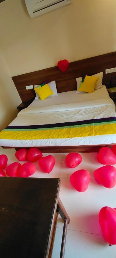Hotel President House Matheran Dış mekan fotoğraf